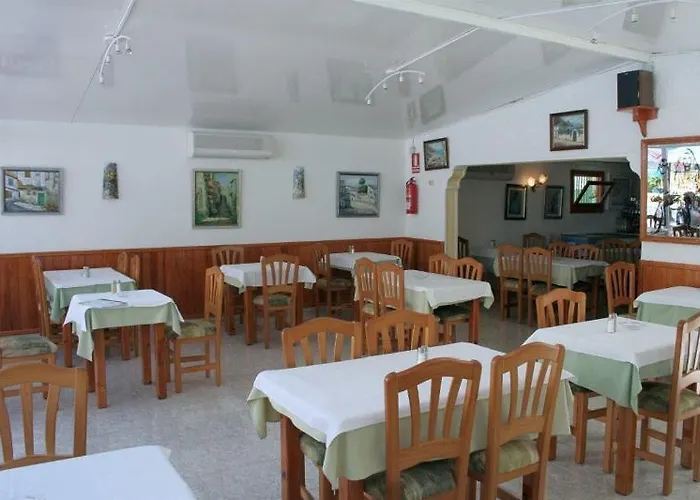 Tilos アパート *